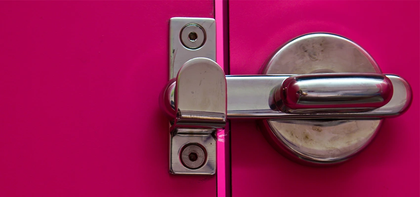 Childproof Gate Lock in Deerfield Beach, Florida