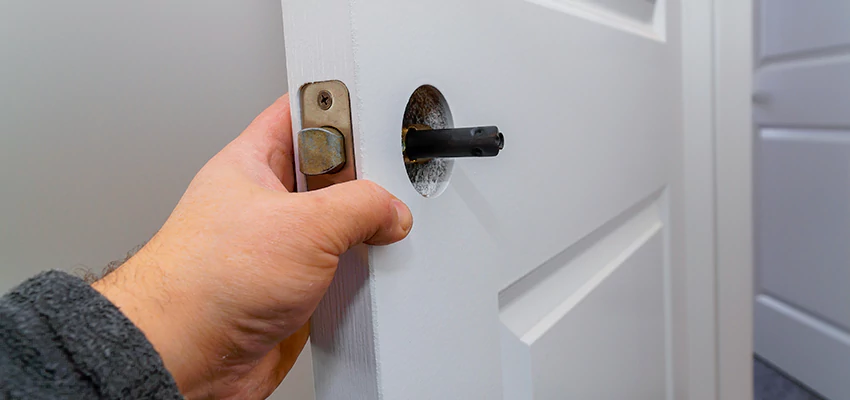 Nighttime Locksmith For Lock Repair in Deerfield Beach, FL