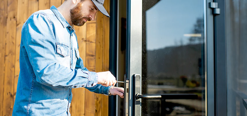 Frameless Glass Storefront Door Locks Replacement in Deerfield Beach, FL