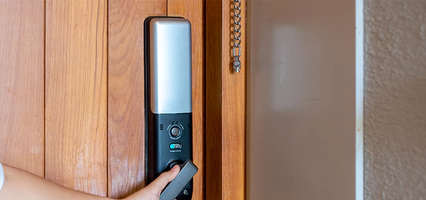 Home Security Electronic Locks Upgrades in Deerfield Beach, FL