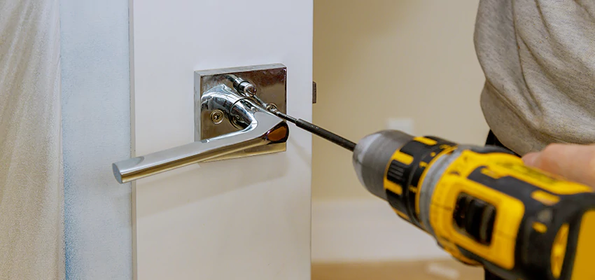 After-hours Locksmith  For Lock Troubleshooting in Deerfield Beach, Florida